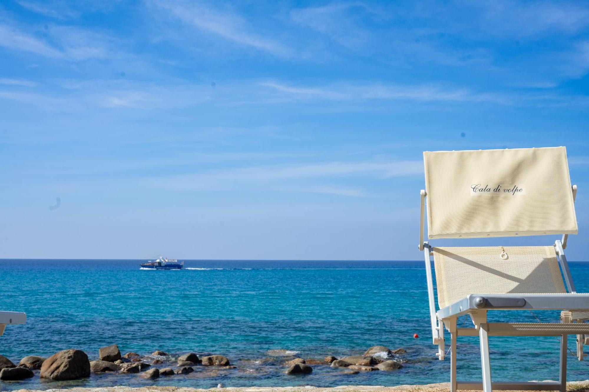 Hotel Villaggio Cala Di Volpe Capo Vaticano Exterior foto